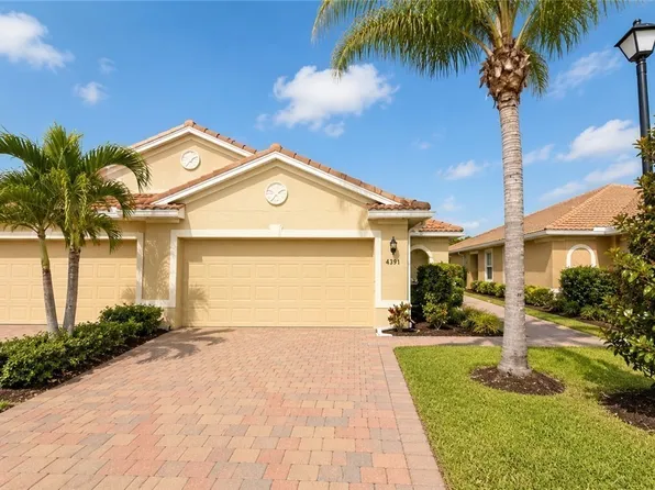 4391 Dutchess Park Rd, Fort Myers, FL 33916