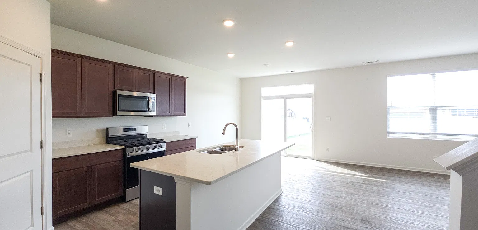 10438 Morse Place — Photo 3
