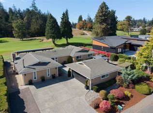 41 Meadowlark Ln, Sequim, WA 98382