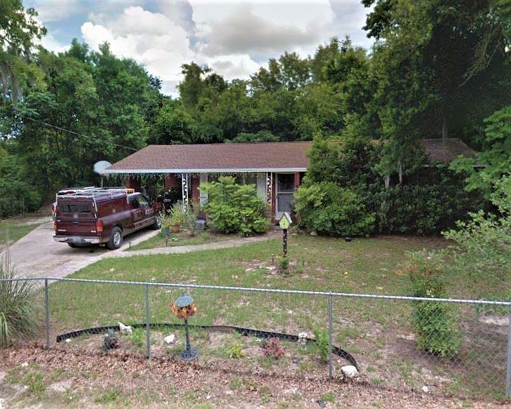 2nd image of 220 Stillwell Ave