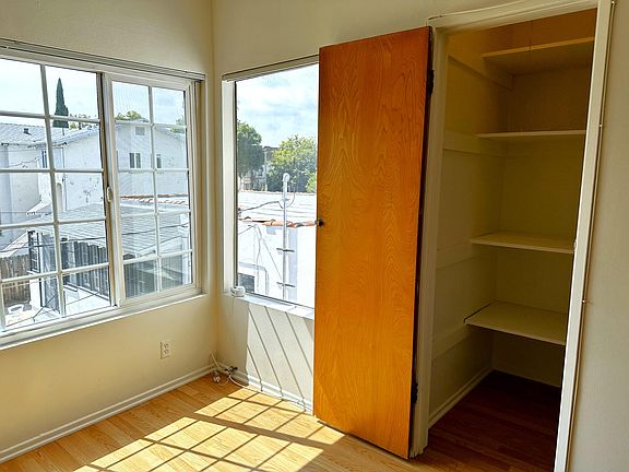 4th image of 6108 Alcott St #5