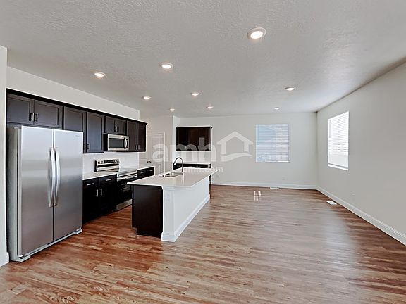 4th image of 6004 Verdigris Dr