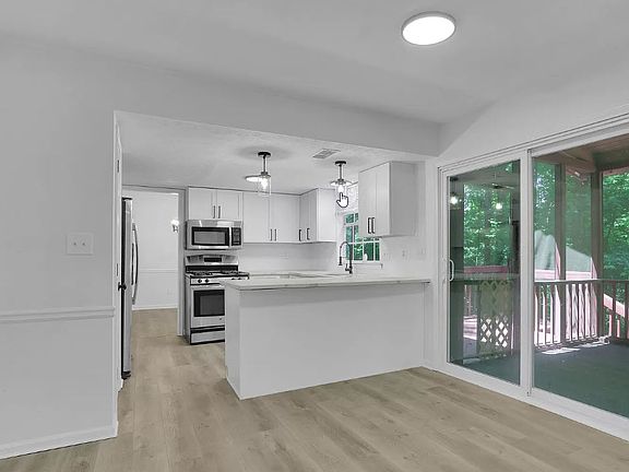 5th image of 4339 Heritage Glen Ct
