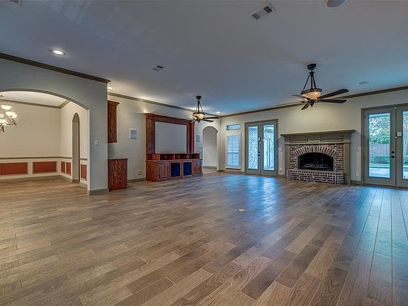4th image of 7209 Glendora Ave