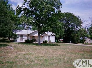 2110 Griffith Rd, Terrell, TX 75160