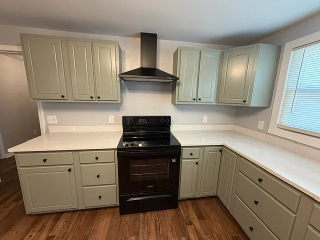 614 Tucker St — Photo 7