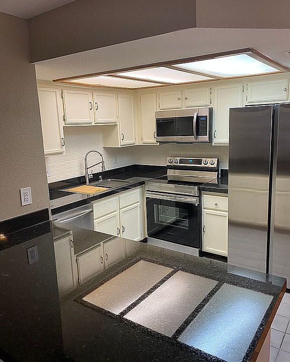 1st image of 1108 Observation Dr APT 102