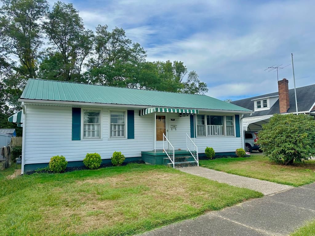 Real estate listing image
