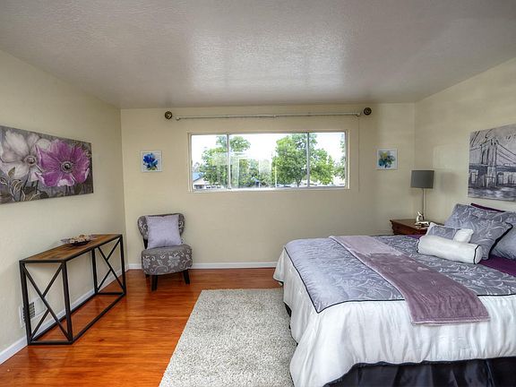 3rd image of 5645 Portsmouth Ave