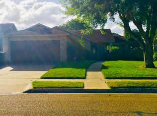 215 Ridgewood Dr, Victoria, TX 77901