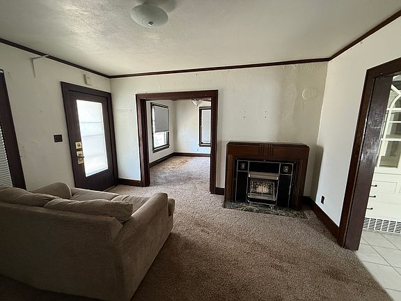 3rd image of 815 3rd St