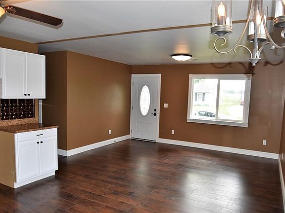 4th image of 2108 Gerald Dr