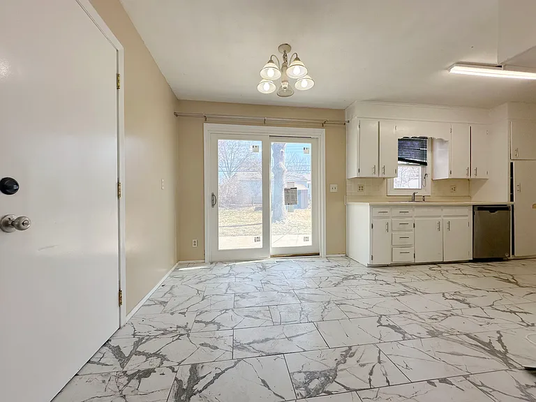 1119 N Atherton Rd — Photo 11