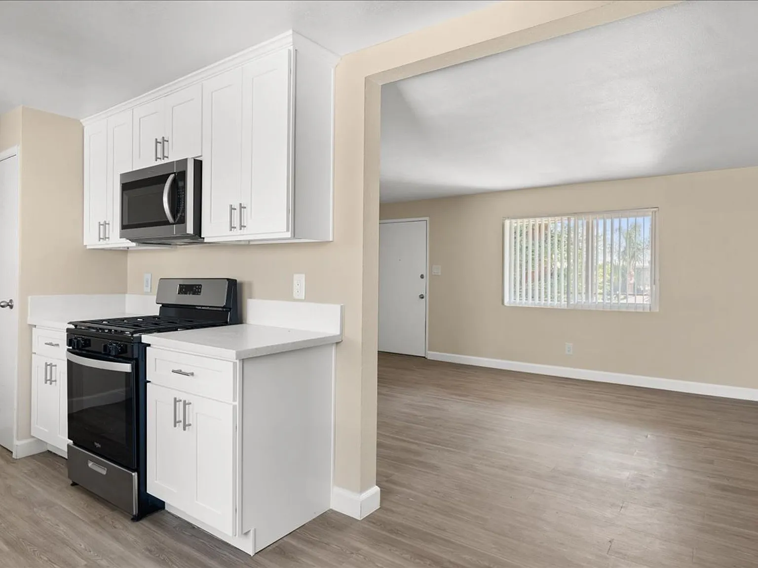 Park View Apartments- Riverside, CA — Photo 2