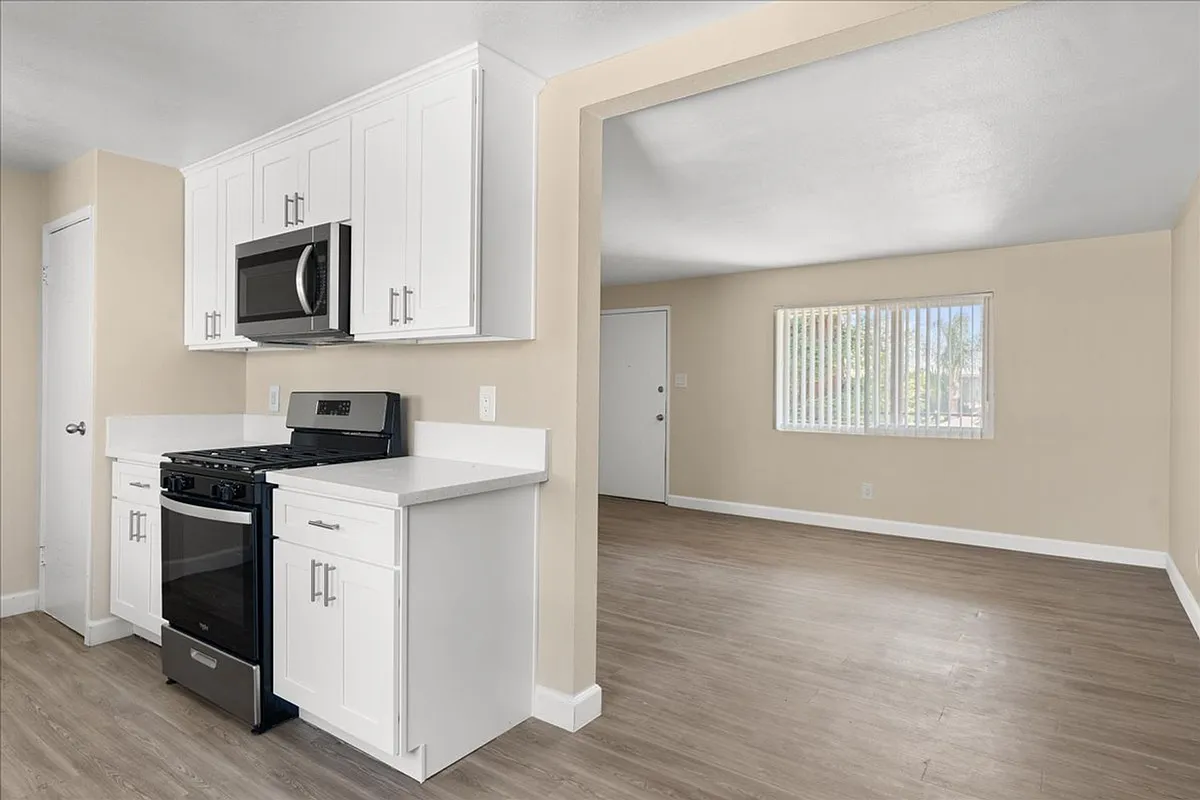 Building Photo - Park View Apartments- Riverside, CA
