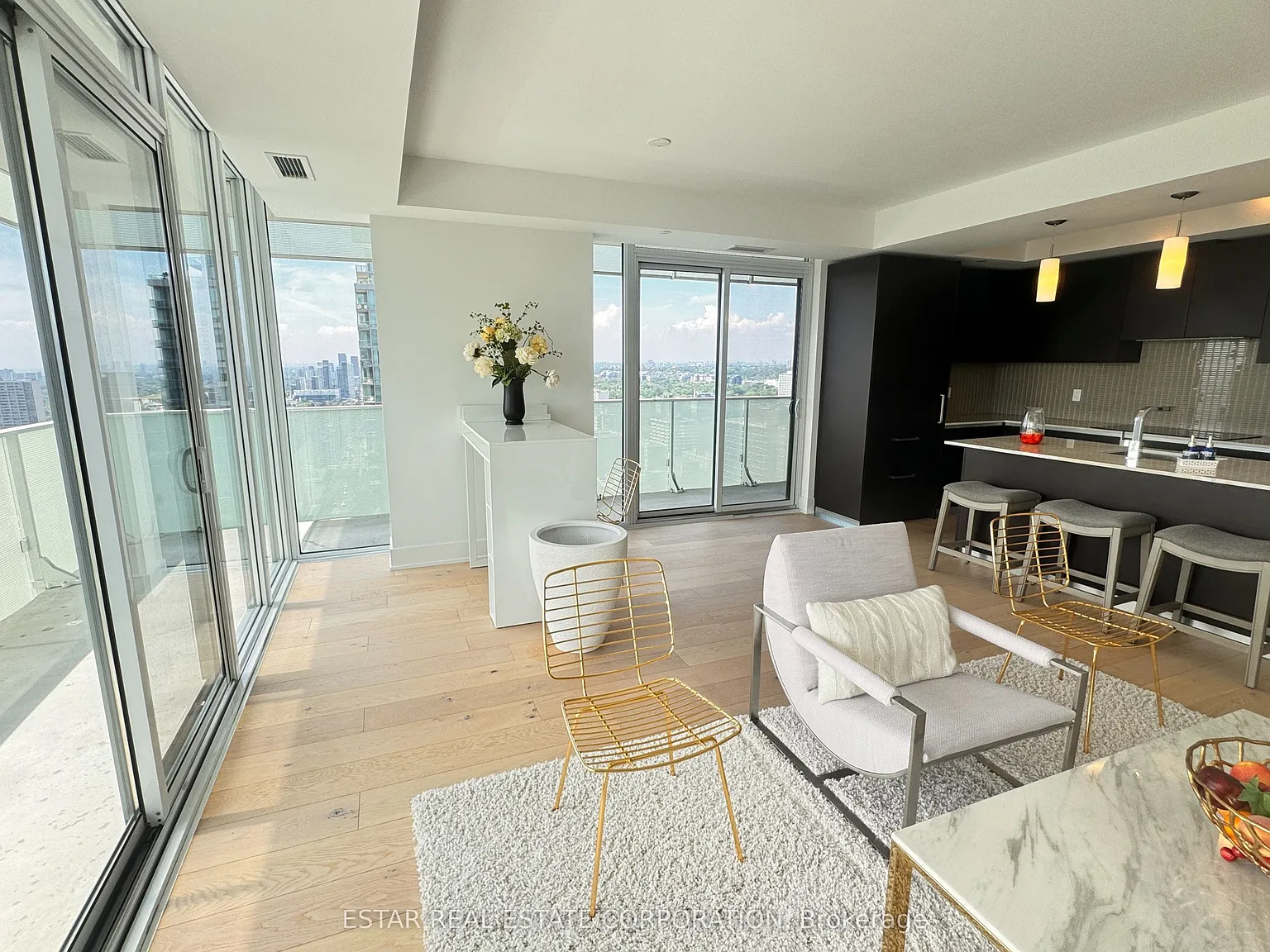 3 bed, $6,800 — Photo 3