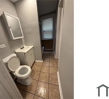 2 bed, 1000 sqft, $1,700 — Photo 3