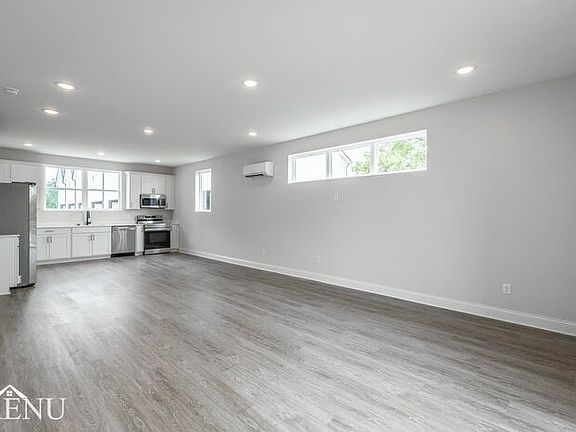 5th image of 5622 Sofias Cir