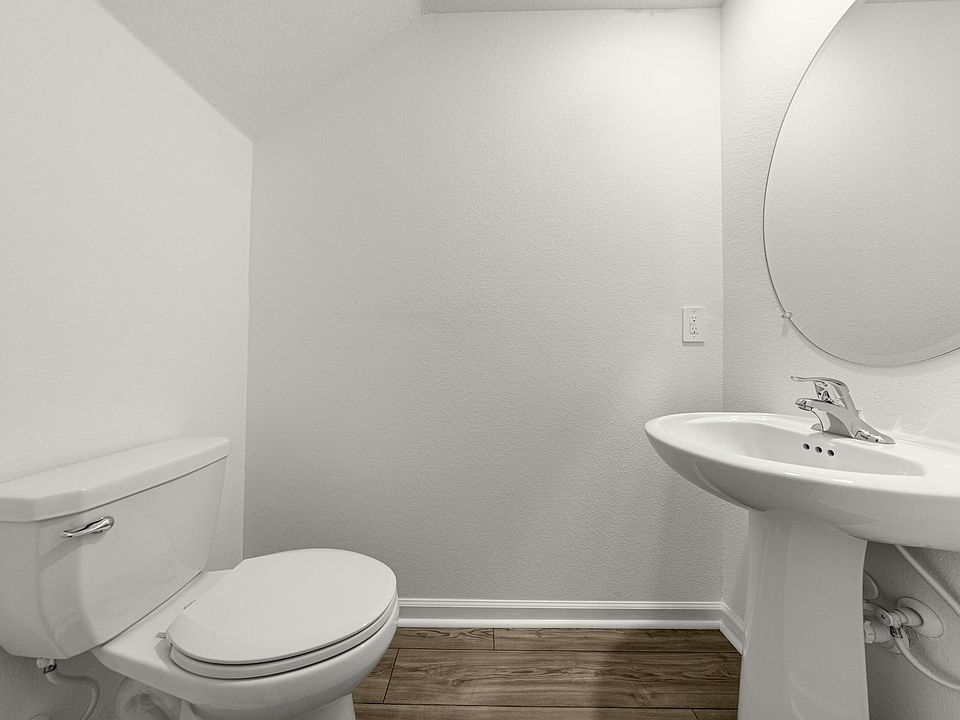 Downstairs half bath