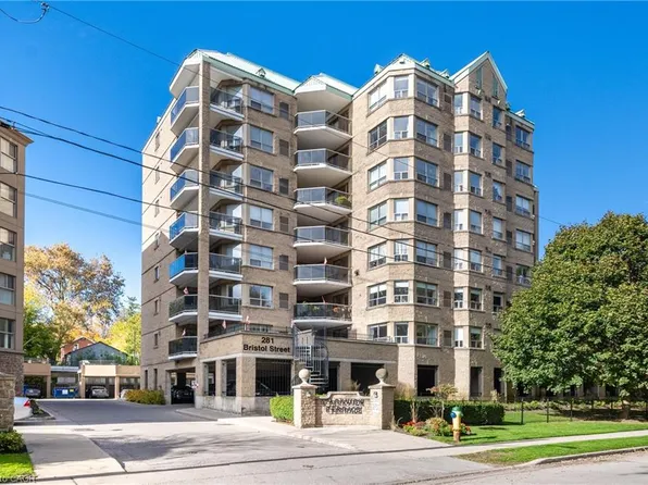 281 Bristol St #404, Guelph, ON N1H 8J3
