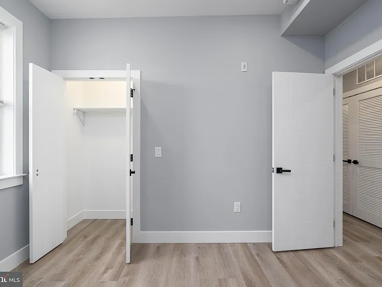 2323 E Cabot St #3 — Photo 18