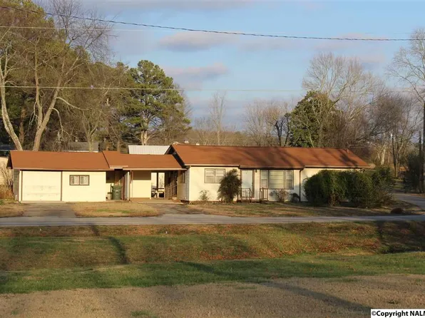 1155 Ford Chapel Rd, Harvest, AL 35749