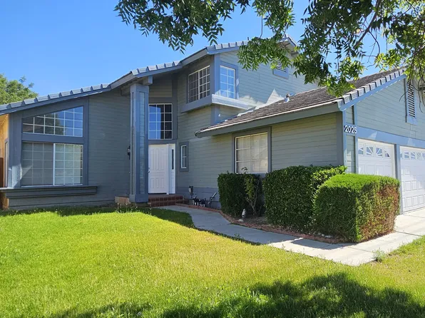 2025 W Avenue P8, Palmdale, CA 93551
