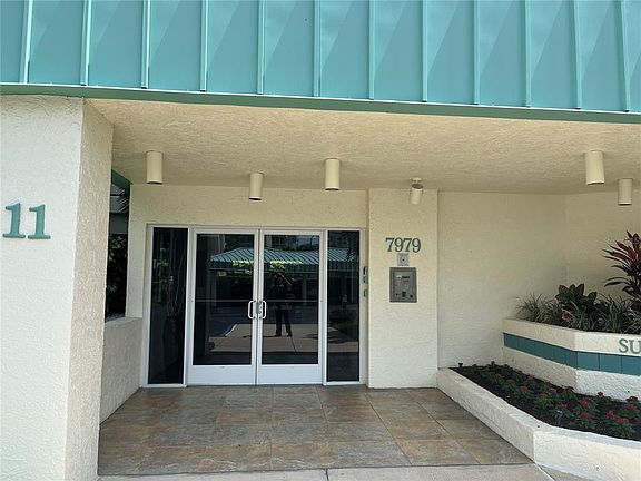 2nd image of 7979 Sailboat Key Blvd S APT 202