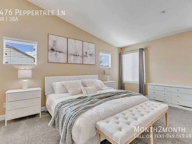 7476 Peppertree Ln — Photo 22