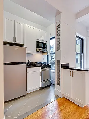 Rented by Cooper & Cooper Real Estate | media 15