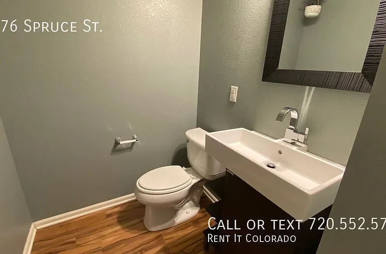 2176 Spruce St — Photo 17