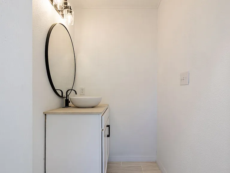 2230 Sunset Ave — Photo 24