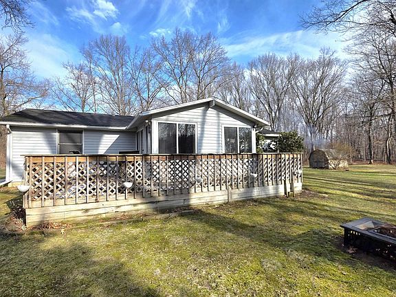 2nd image of 7816 N Clover Ln