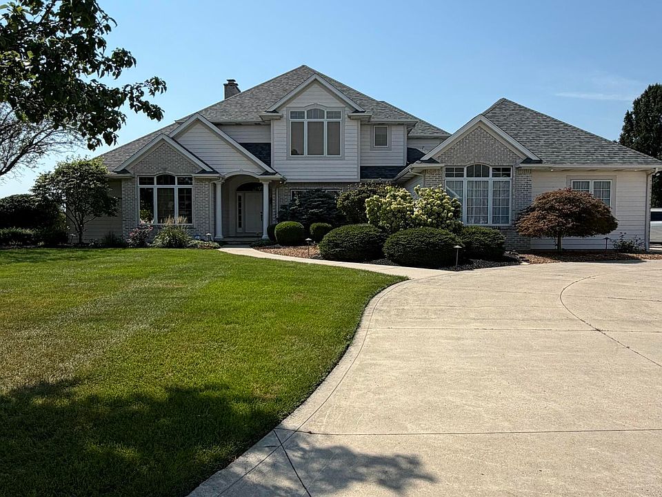 1st image of 528 Quail Run