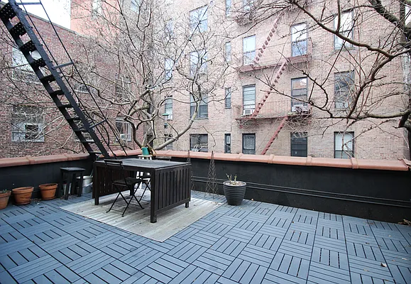 Rented by Bold New York | media 9