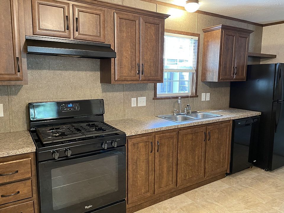 1st image of 516 Courtland Ln #217