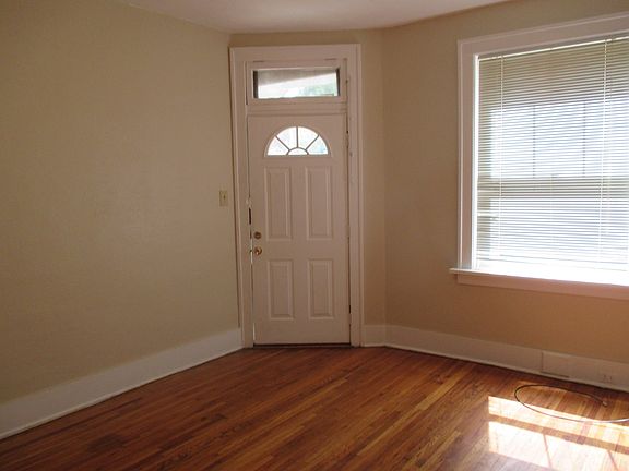 5th image of 4101-4103 Dewey Ave