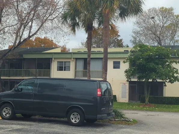 4269 NW 89th Ave, Pompano Beach, FL 33065