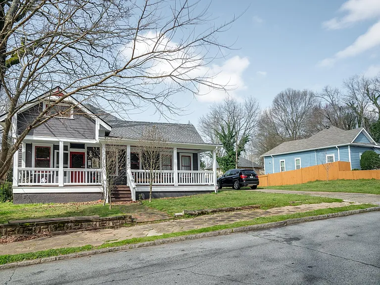 1433 Desoto Ave SW — Photo 2