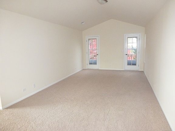 2nd image of 84 Ione Dr Unit B
