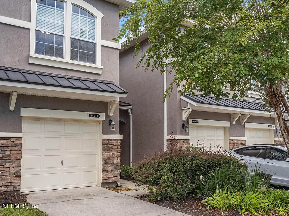 14912 Bartram Village Ln