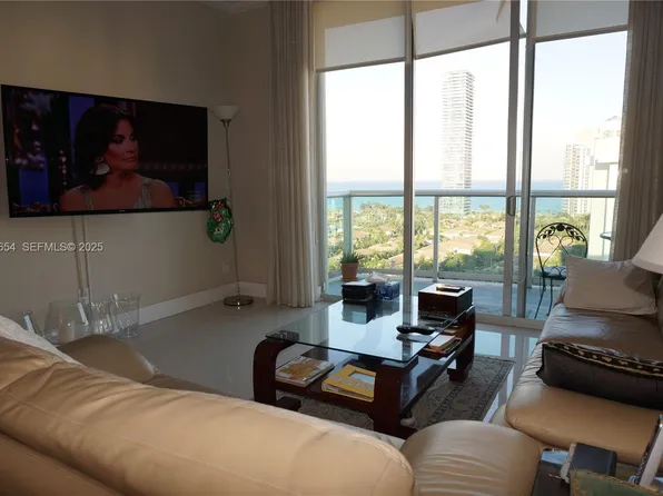 19390 Collins Ave Penthouse 26, Sunny Isles Beach, FL 33160
