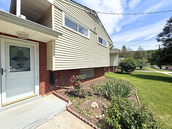 2nd image of 12915 Grenoble Dr