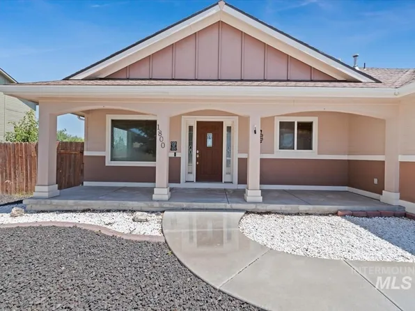 1800 SW Silverstone Ave, Mountain Home, ID 83647
