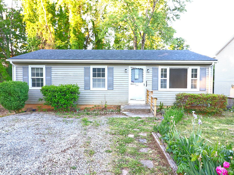 1st image of 3343 Westmoreland Dr