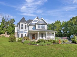 7368 Kemp Ln, Frederick, MD 21702