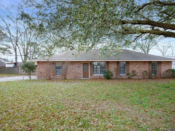 41145 1st Colonial St, Prairieville, LA 70769