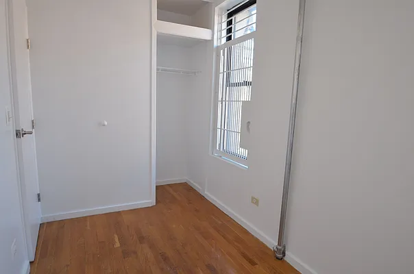 Rented by CITY SKYLINE REALTY INC | media 9