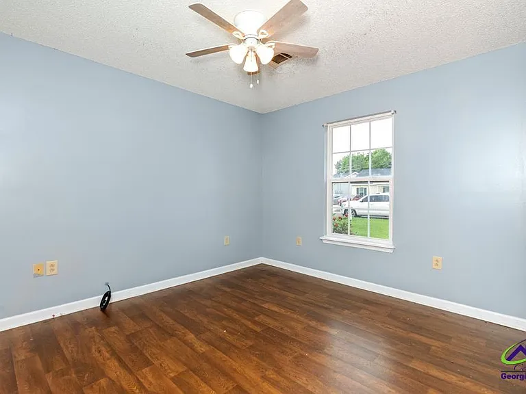 203 Brooks Blvd — Photo 10