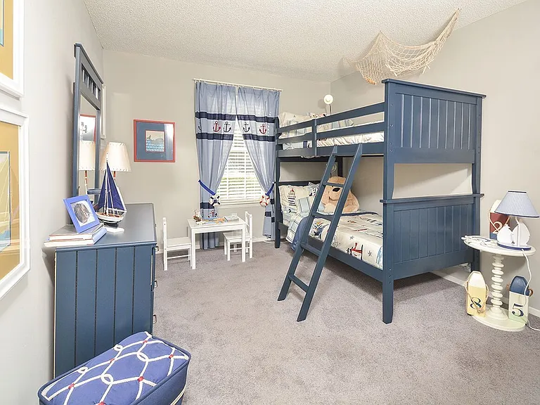 Tara Bridge Apartments — Photo 26